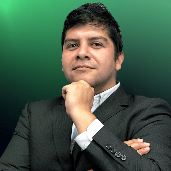 Santiago Gil — Brand & Marketing Strategist en Nebugrama